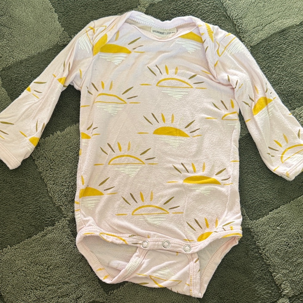 Bright Starts Yellow Sunburst Kids Bodysuit